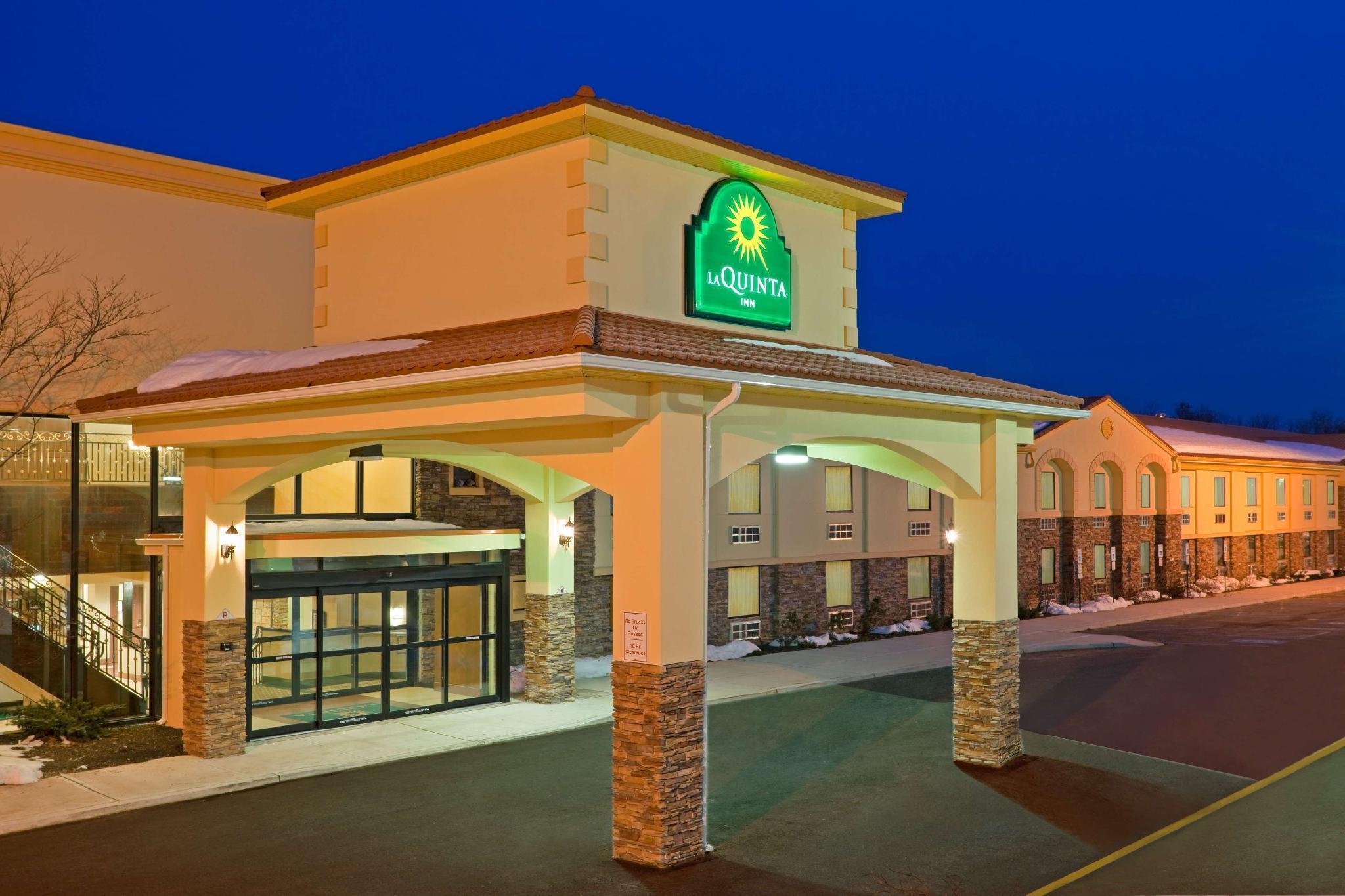 La Quinta Inn By Wyndham West Long Branch Εξωτερικό φωτογραφία